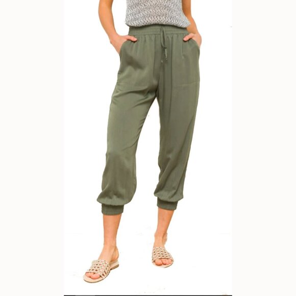 NWT! Ann Taylor Olive Jogger | Everyday Luxe for Errands, Travel & Lounge - Picture 10 of 10